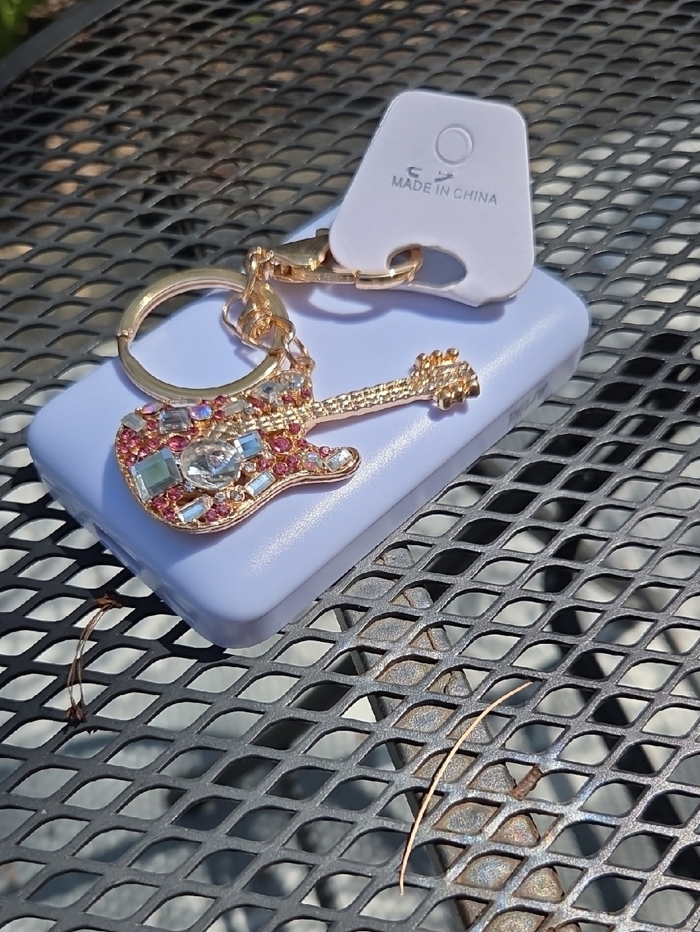 Source Unknown Gold-Tone Guitar Keychain with Pink and Clear Stones